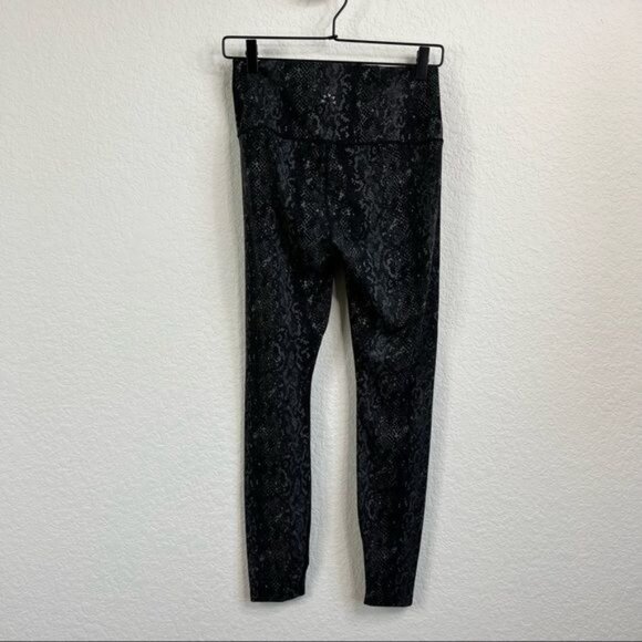 Varley Century Leggings Snake Python Print - Picture 4 of 8